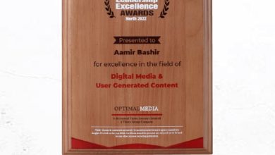 Trophy vendors in Mumbai