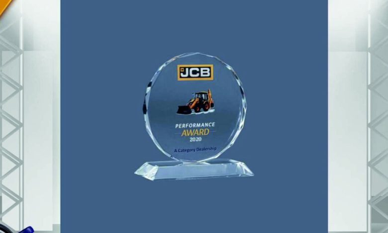 crystal trophy manufacturers in delhi
