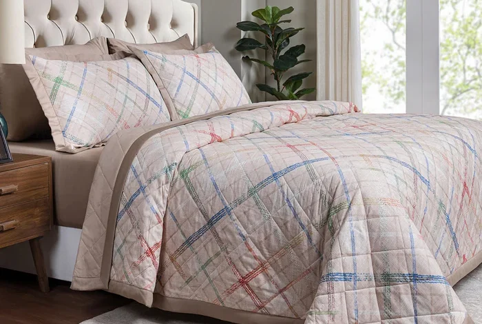 Quilt With Bedsheet